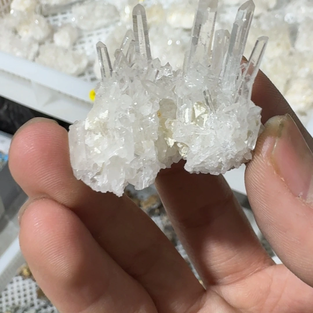 月下珠宝严选矿物