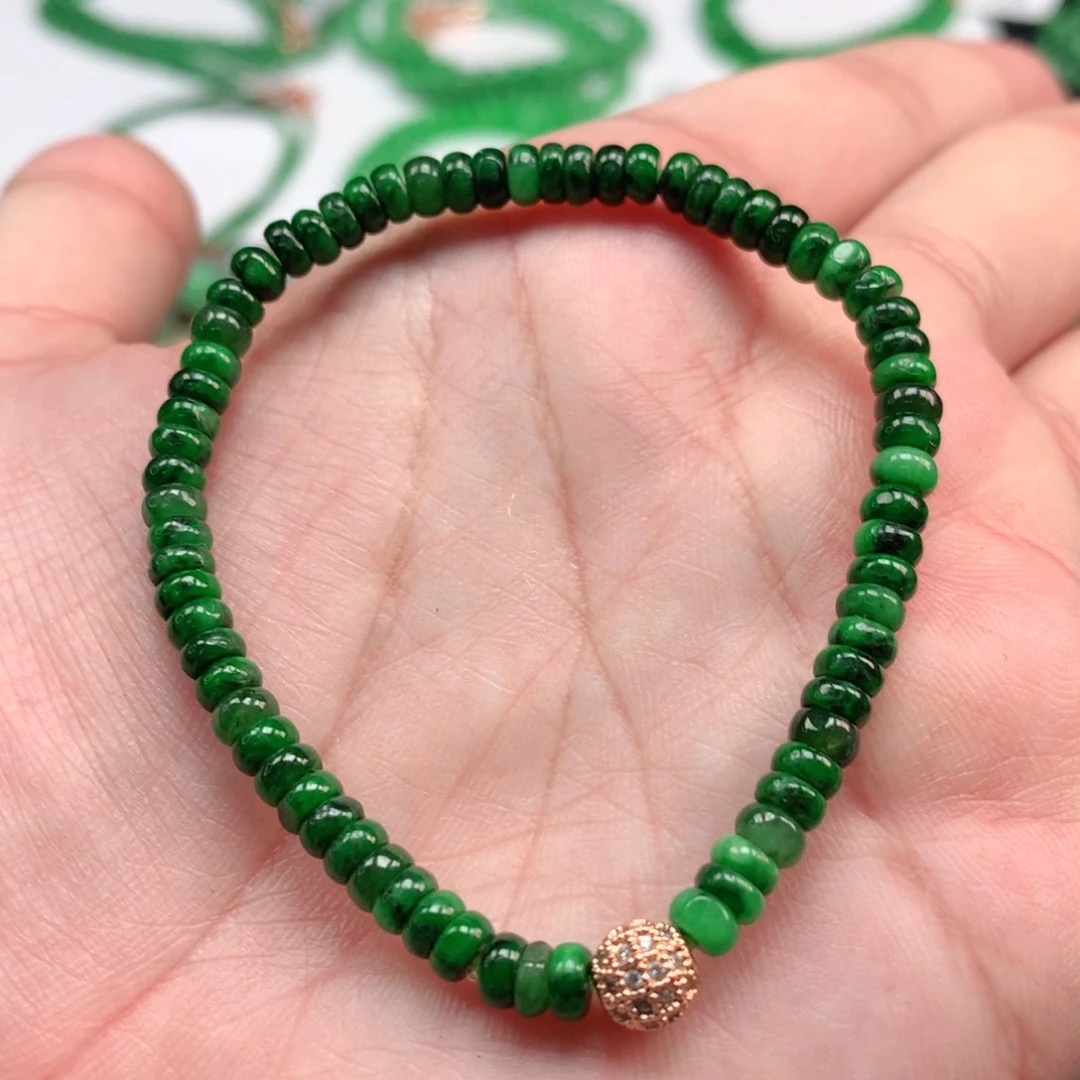 翡翠手链未镶嵌翡翠