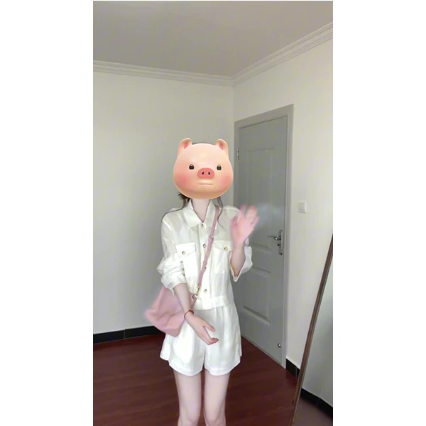 独特绝美小衫2025早秋新款时尚休闲显瘦通勤百搭衬衫短裤女两件套