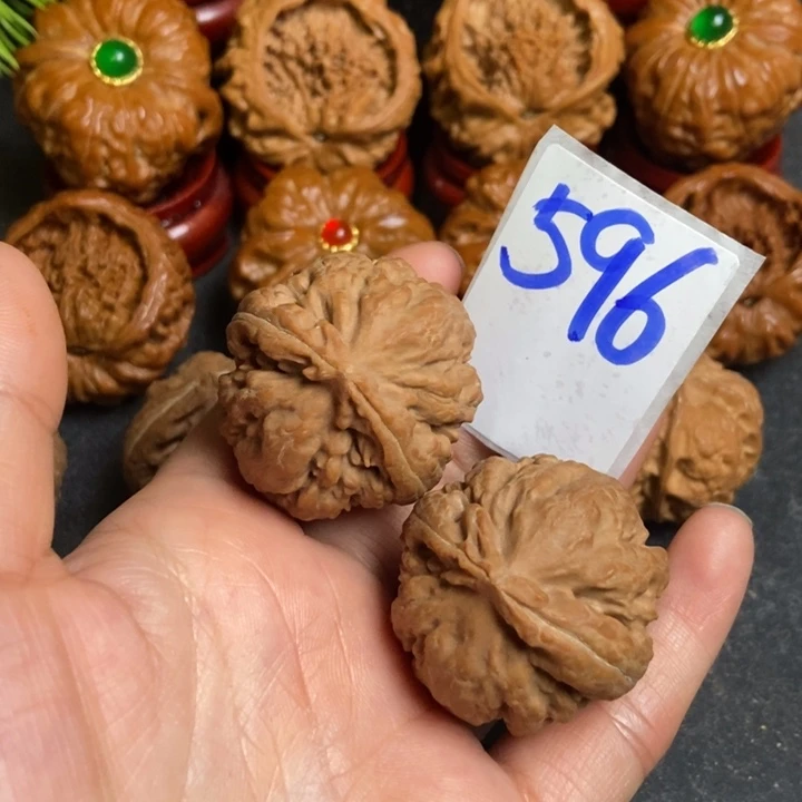 文玩核桃把件35霸王596