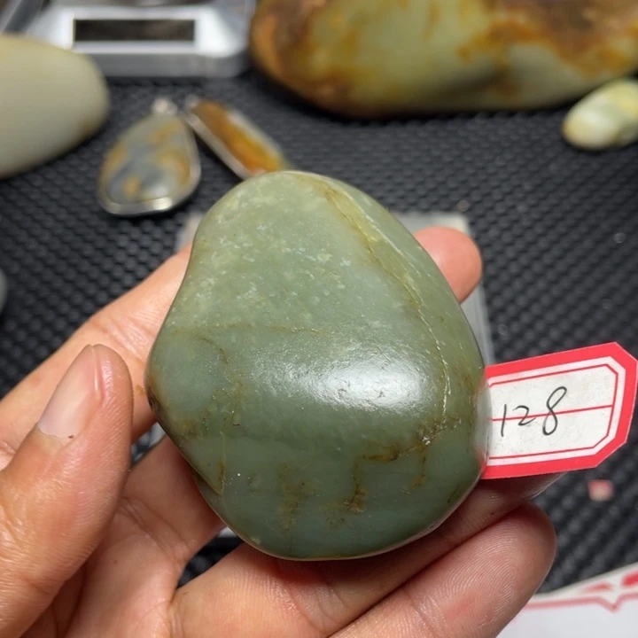 颈饰未镶嵌和田玉128