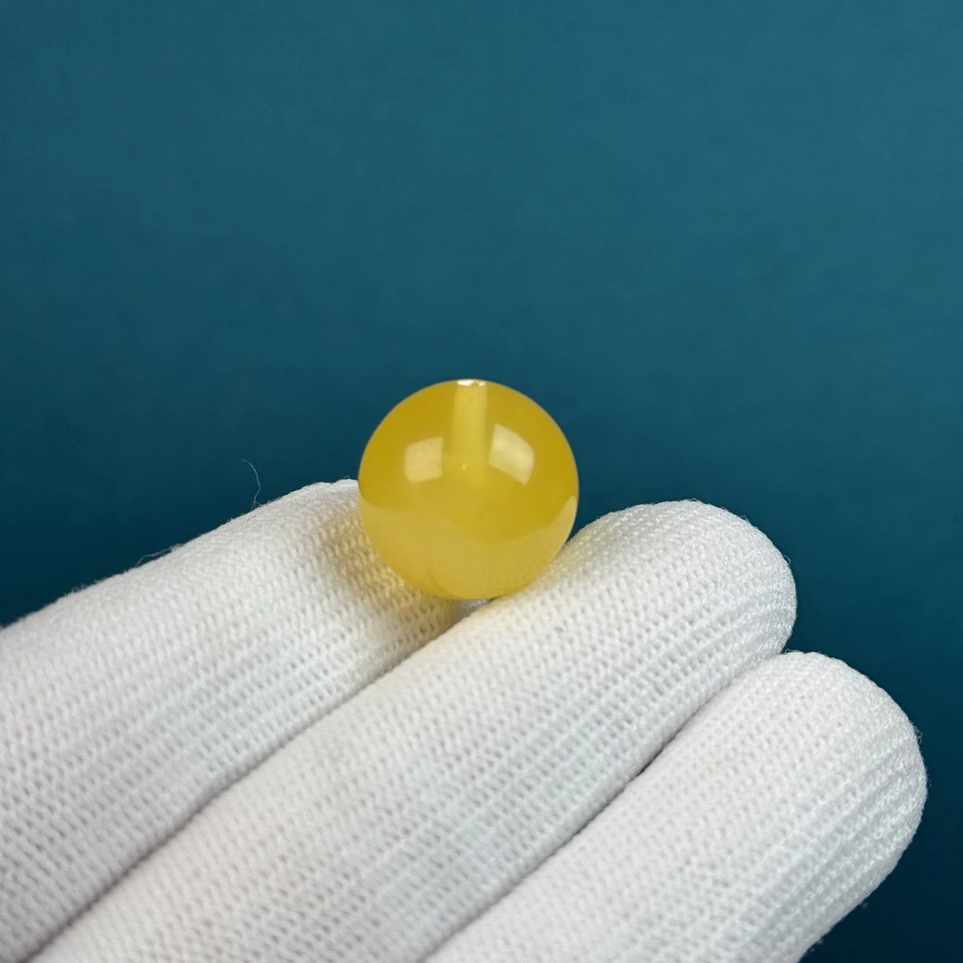 A8027天然原矿蜜蜡 鸡油黄圆珠【微微瑕】16.2mm支持复检假一罚十