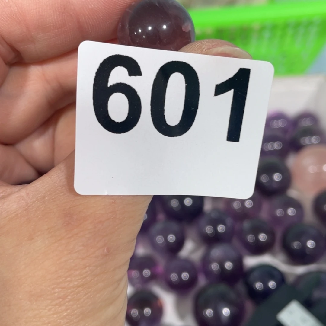 躺****未镶嵌水晶珠宝半成品