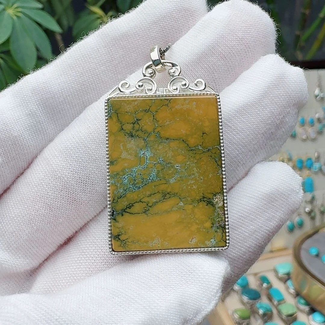 绿松石银S925镶嵌颈饰吊坠