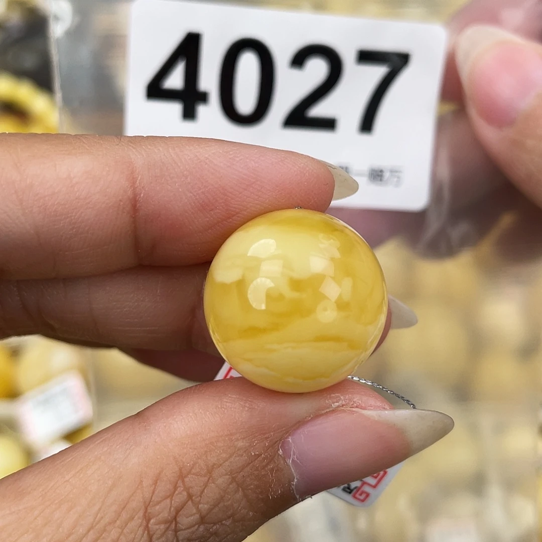 琥珀未镶嵌裸石19