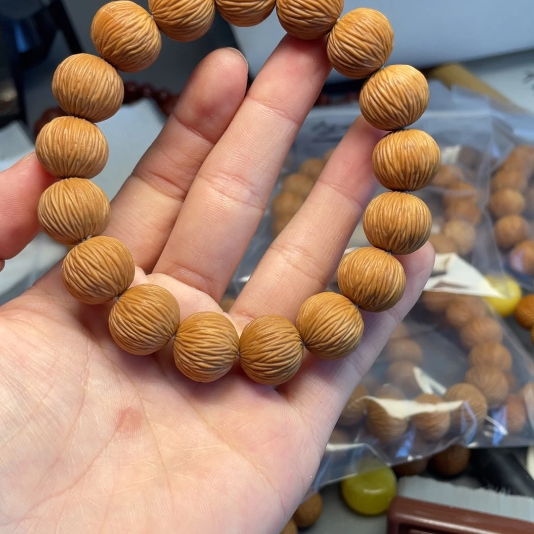 手***6手串猴头核桃金丝黑点款