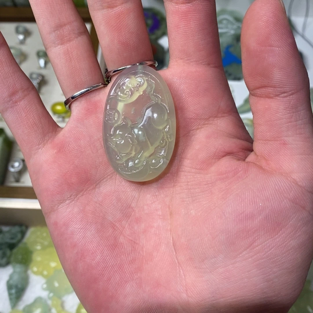 未镶嵌岫玉吊坠(不含链)
