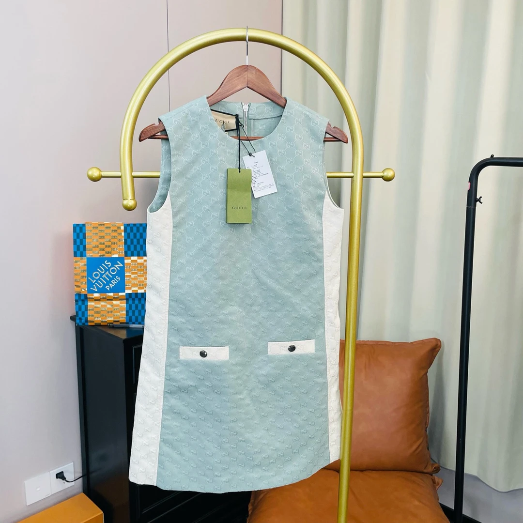 99新 GUCCI/古驰 淡绿色老花满印背心裙 38码 99新 剪标
