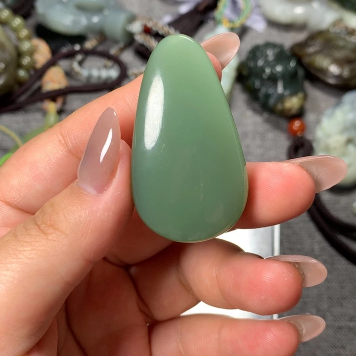 未镶嵌和田玉挂件