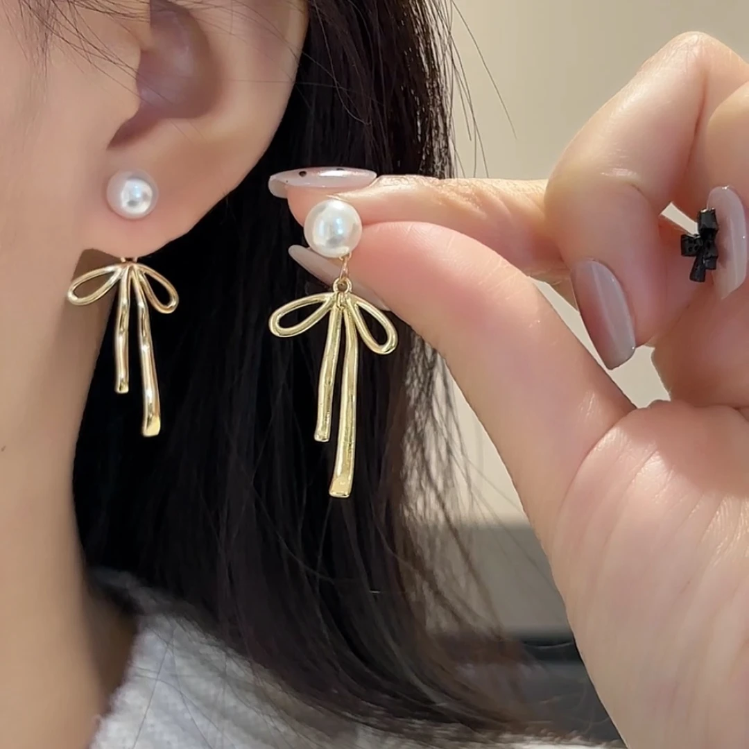 铜合金仿珍珠耳饰 珠珠蝴蝶结甜美两戴时尚法式可爱少女耳环