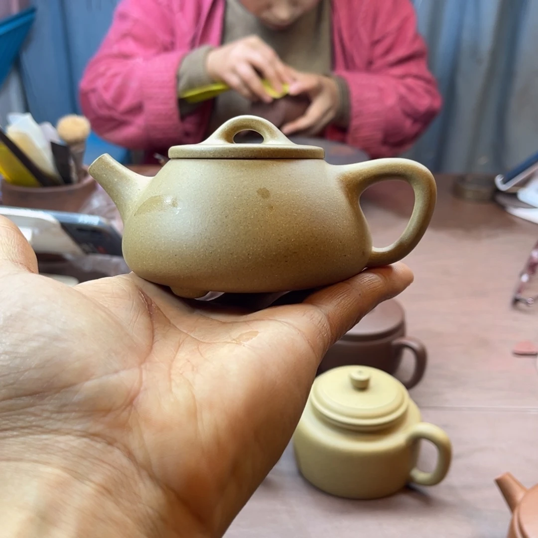 财***财茶壶段泥平盖200 c c666888999