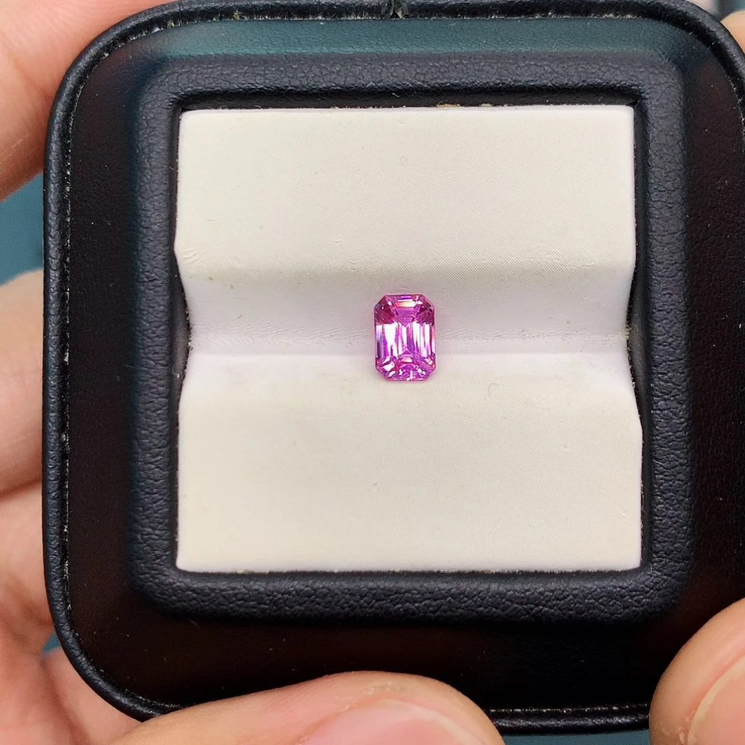 彩色蓝宝石裸石未镶嵌1.03克拉无烧全净