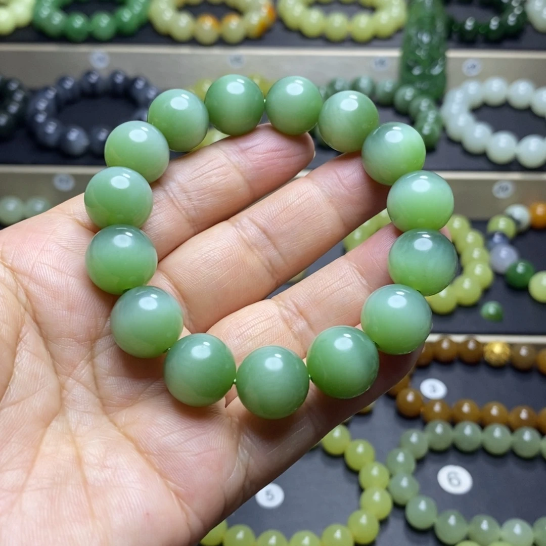 和田玉未镶嵌手串