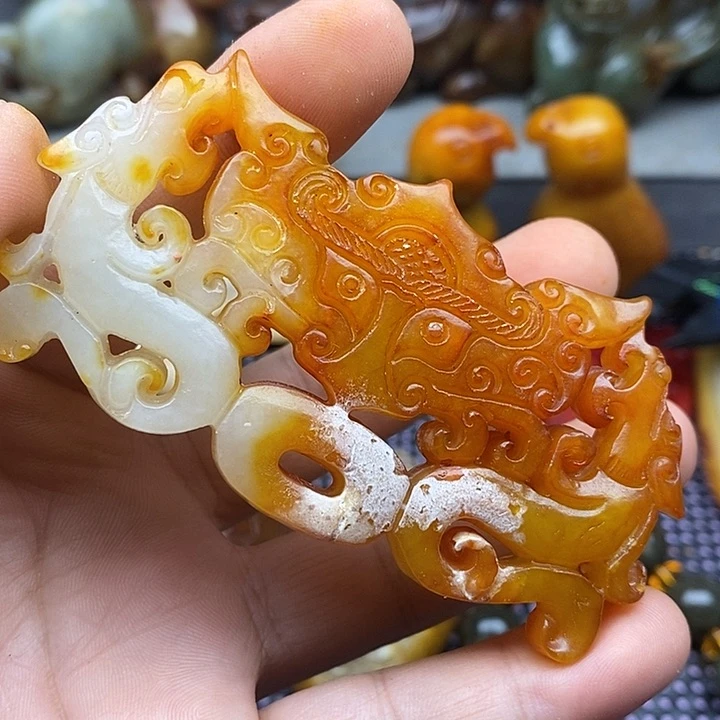 未镶嵌蛇纹石玉颈饰
