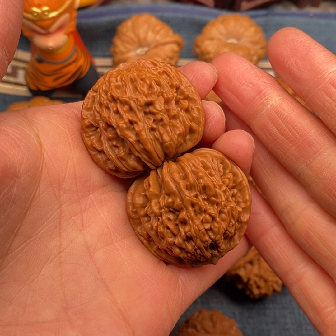 文玩核桃把件36全品汉高楼