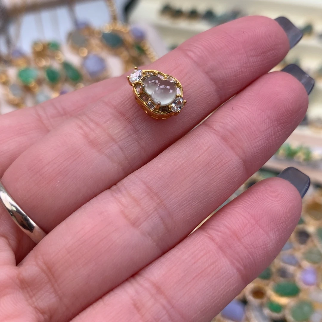 翡翠银S925镶嵌颈饰葫芦