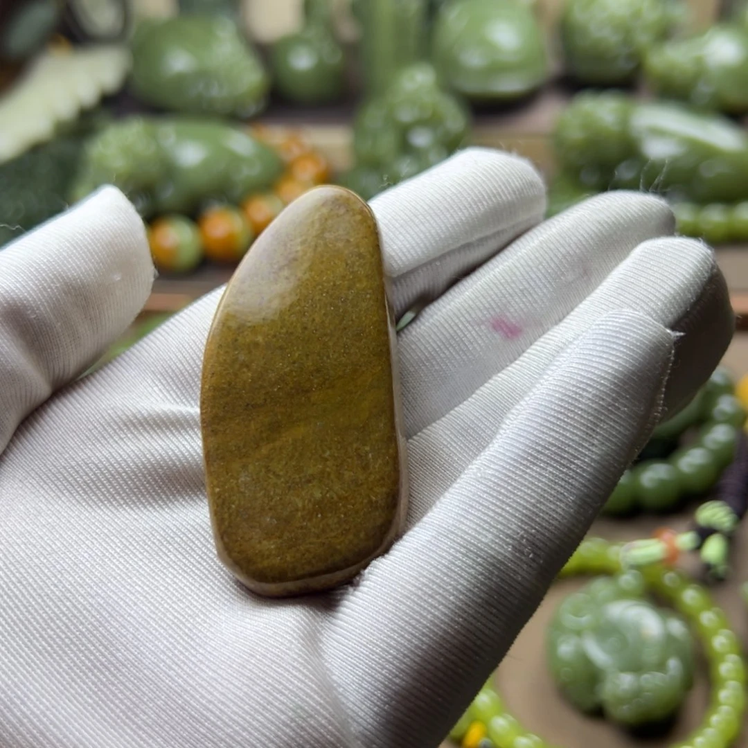 岫岩老玉（透闪石质玉）未镶嵌挂件