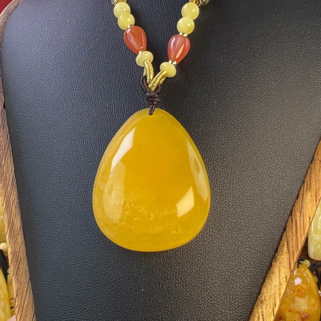 蜜蜡吊坠(赠链)未镶嵌