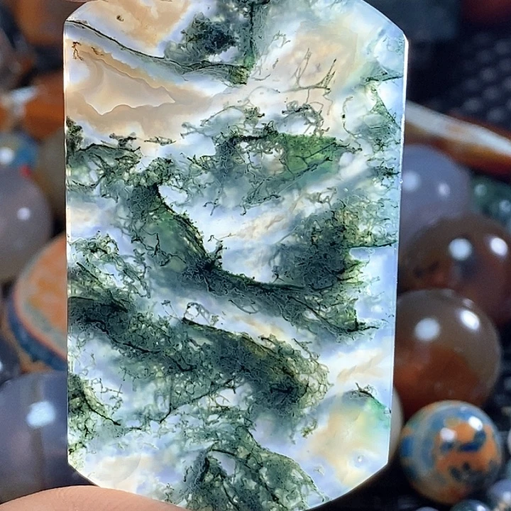 一***人未镶嵌颈饰玛瑙/玉髓