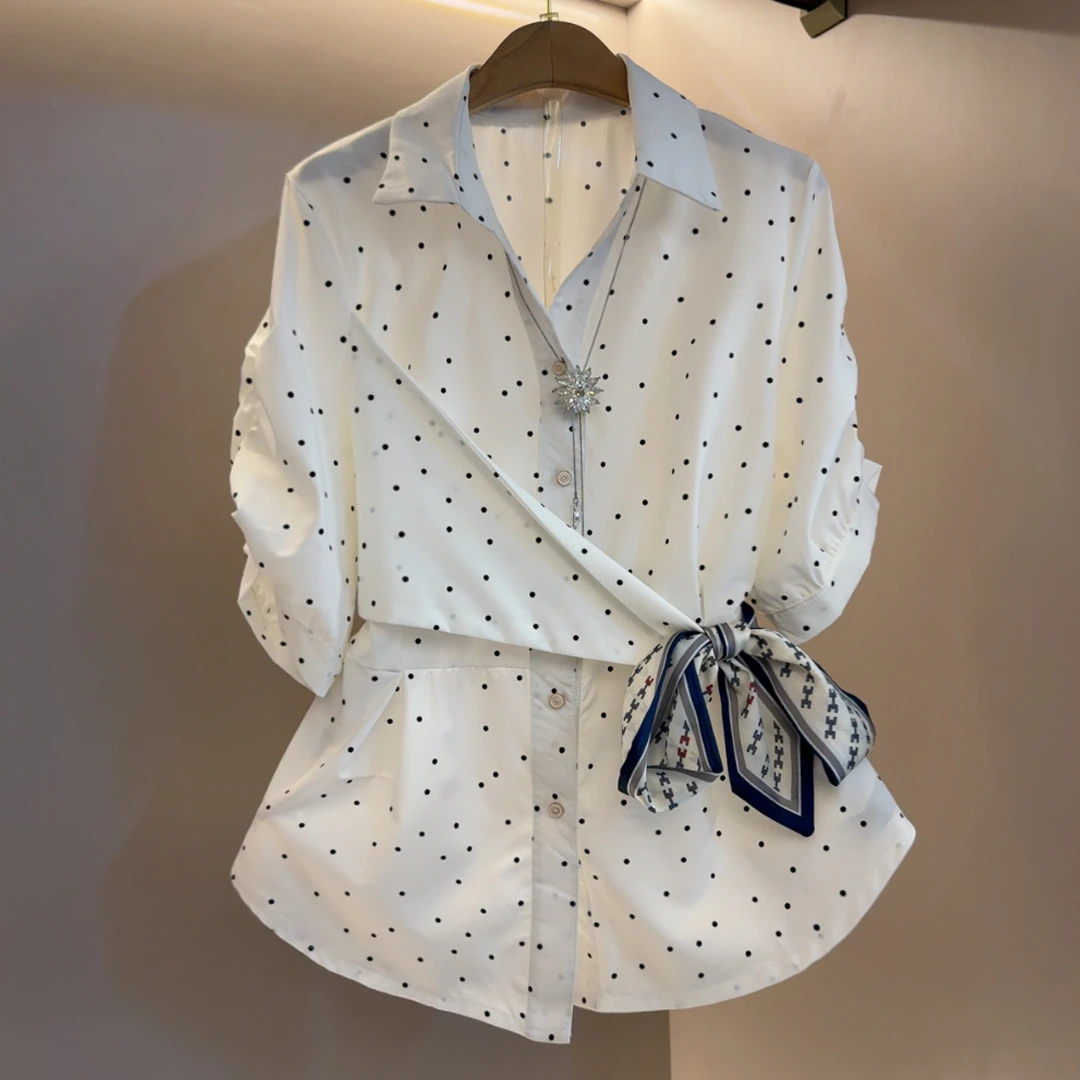 夏季短袖西装领常规薄款大码衬衫单排多扣宽松型港风气质时尚百搭