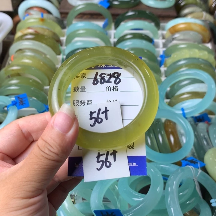 蛇纹石玉未镶嵌手镯6828