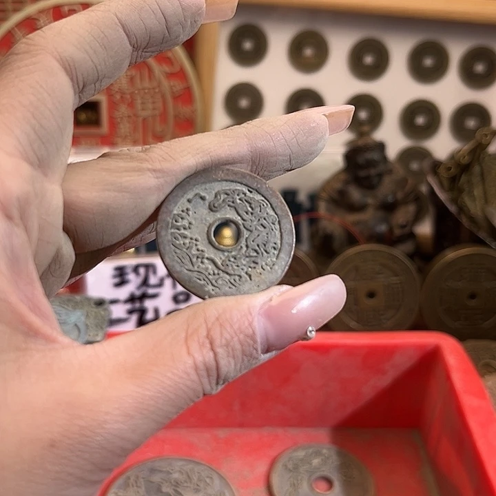 D***1铜现代翻砂工艺作品