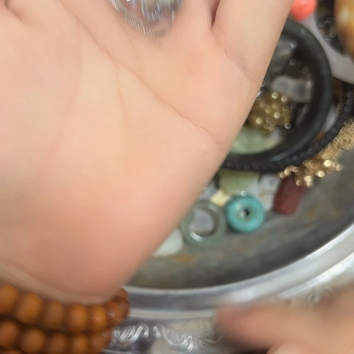 用***姐藤艺吊坠民俗文化的艺术家