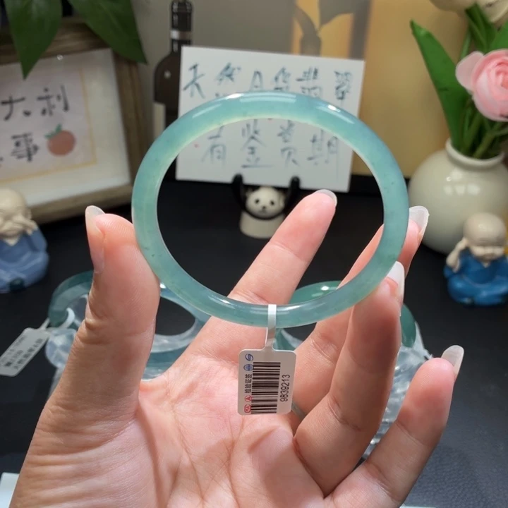 四***丽翡翠未镶嵌手镯冰晴