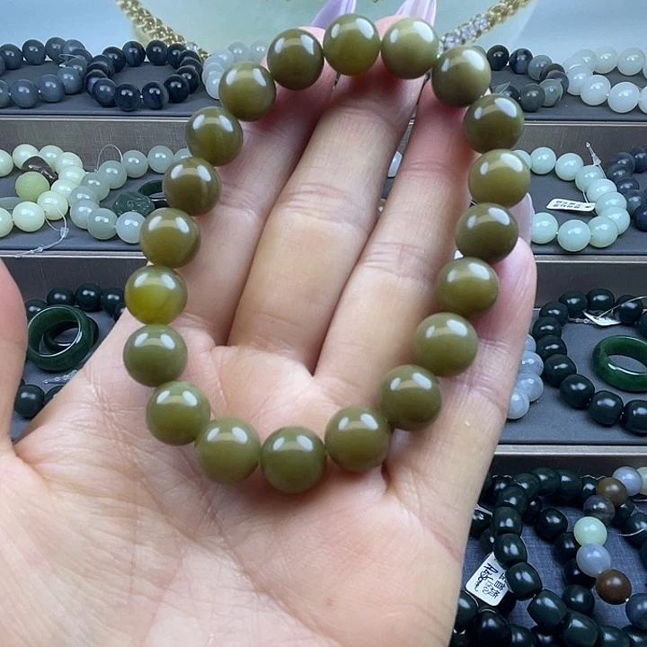 和田玉未镶嵌手链