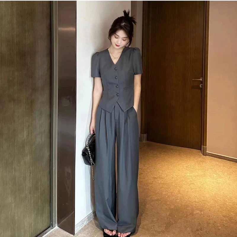 2025夏季新款轻薄短袖V领上衣阔腿裤时轻奢尚套装女高腰气质时尚