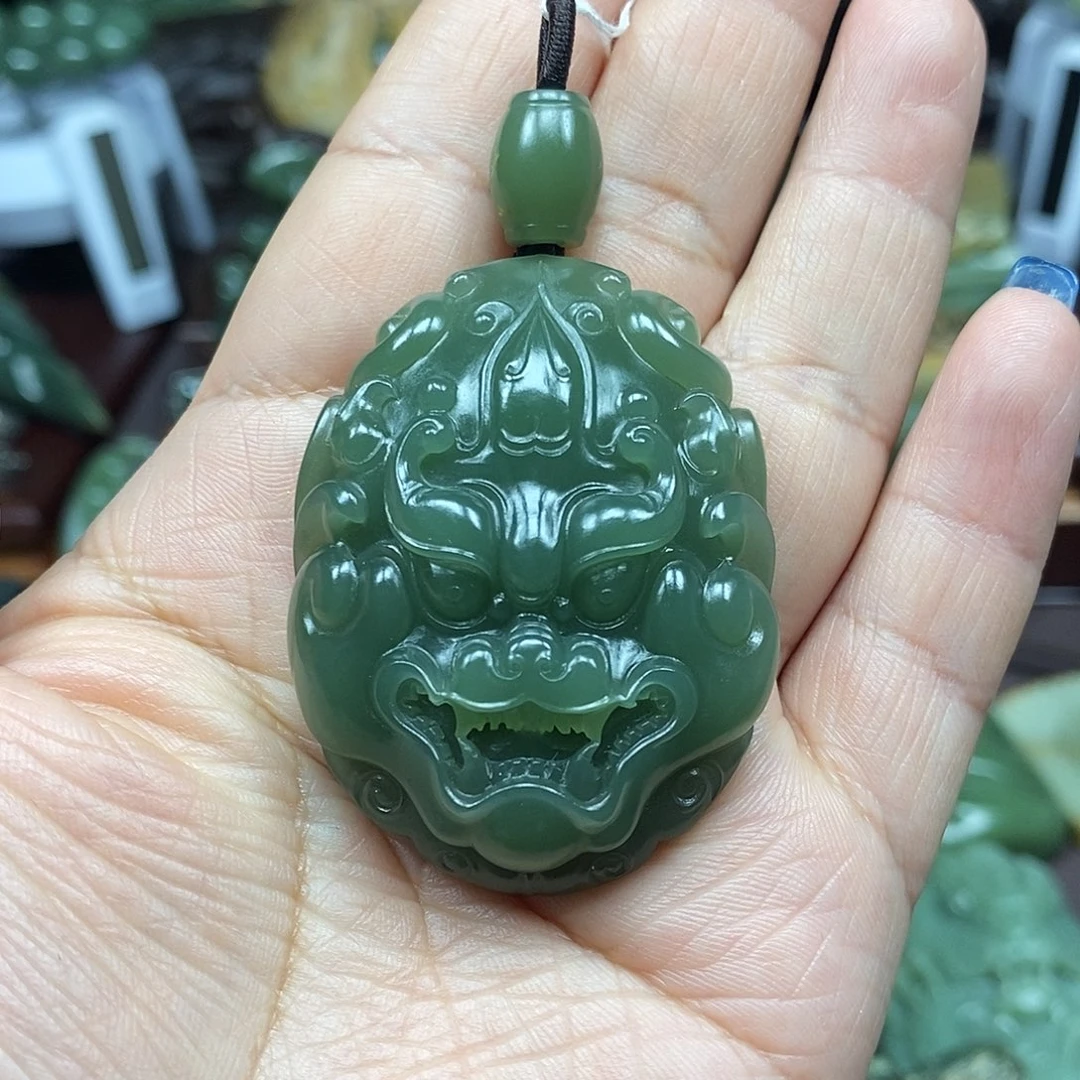 郁***哉岫岩老玉（透闪石质玉）未镶嵌颈饰