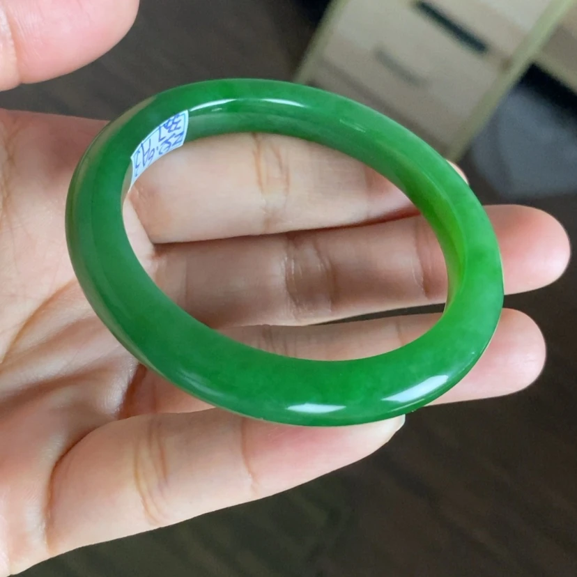 【闪购商品】未镶嵌手镯和田玉（碧玉）