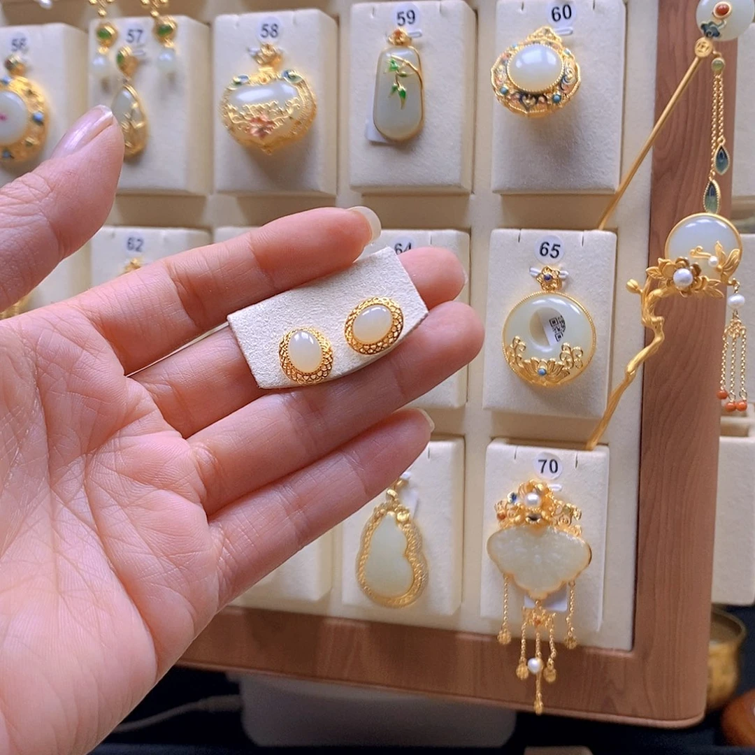 和田玉银S925镶嵌颈饰