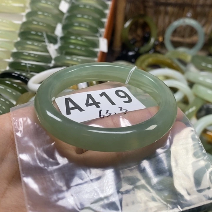 戏***骨蛇纹石玉未镶嵌手镯