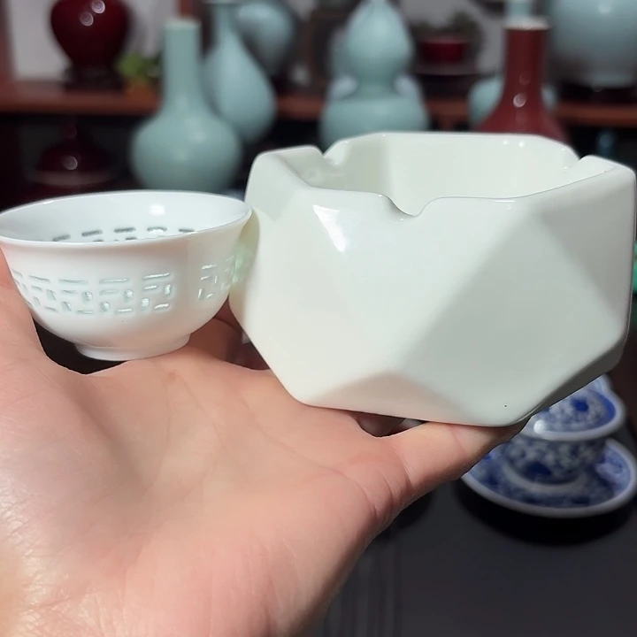 陶瓷景德镇高温陶瓷烟灰缸
