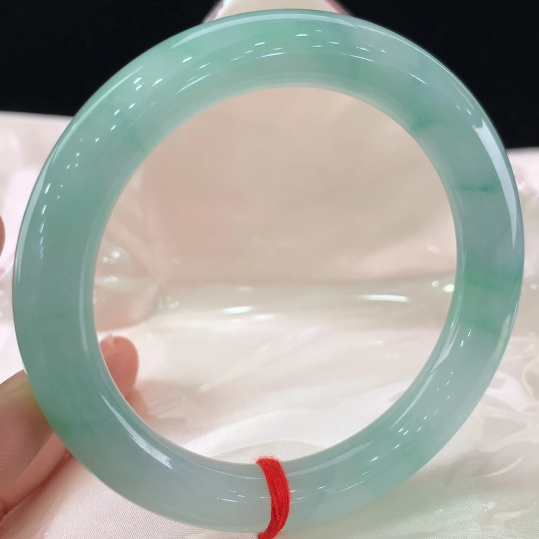 翡翠手镯未镶嵌111-1958