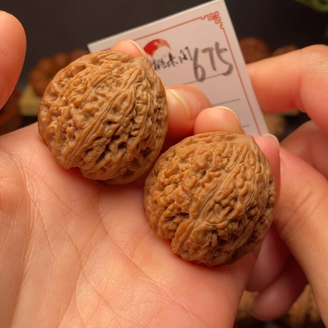 把件文玩核桃675号33全家福红宝石