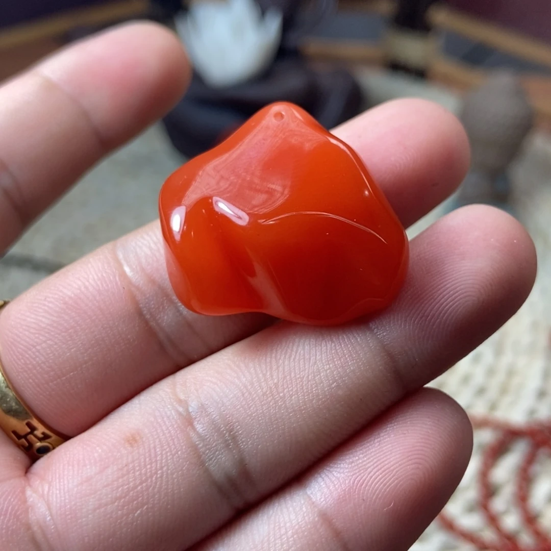 小***几颈饰未镶嵌南红玛瑙