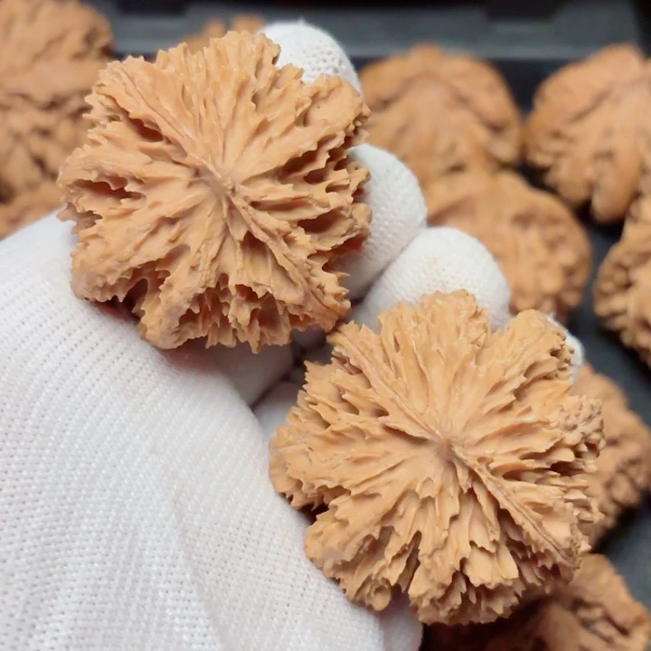 饼***哥文玩核桃吊坠秦岭灯笼35