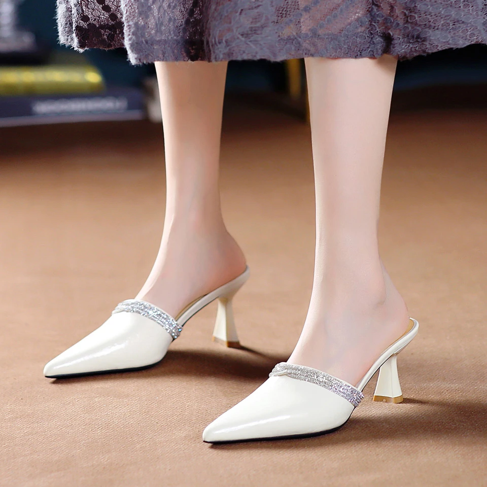 6CM[已经开价]尖头中高跟凉鞋夏季水钻细跟包头拖鞋女外穿2521-6