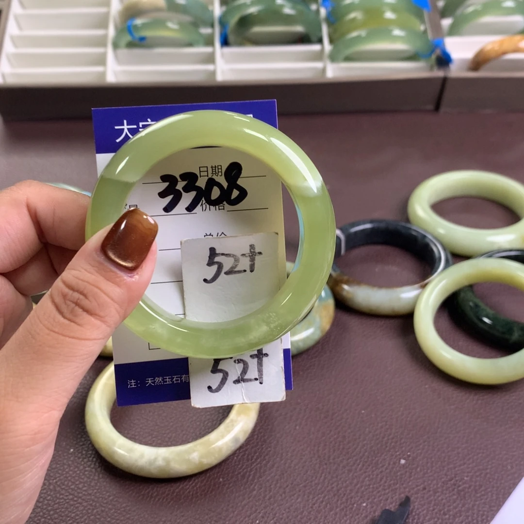 未镶嵌蛇纹石玉手镯3308