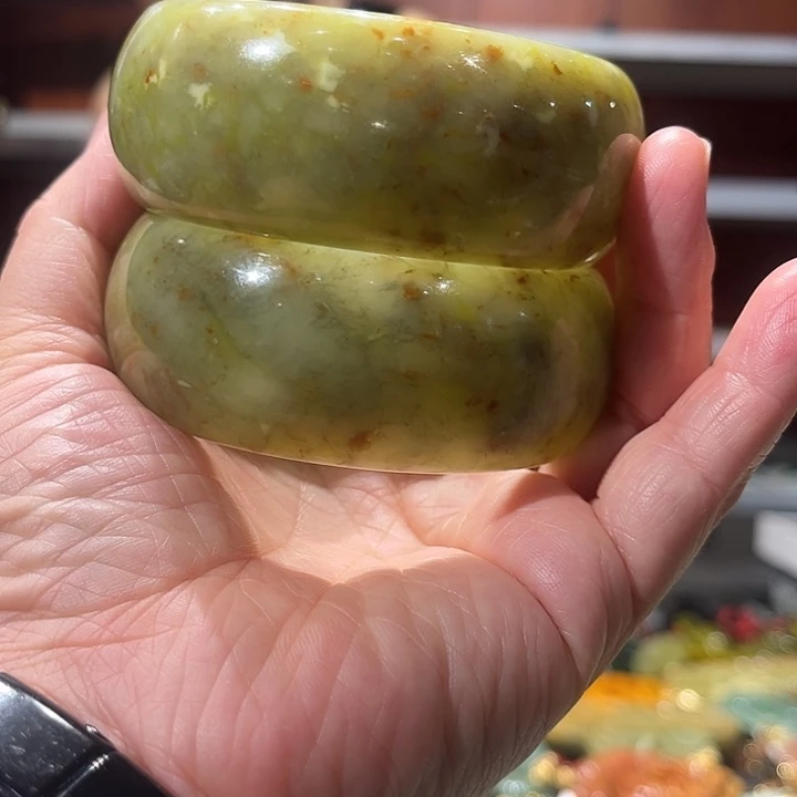 岫玉未镶嵌毛衣链