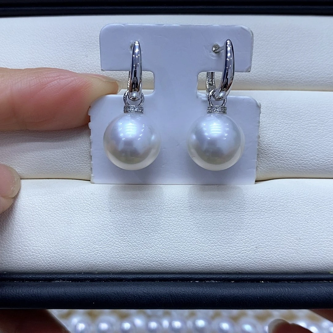 耳饰海水珍珠18K金镶嵌12到13点位澳白