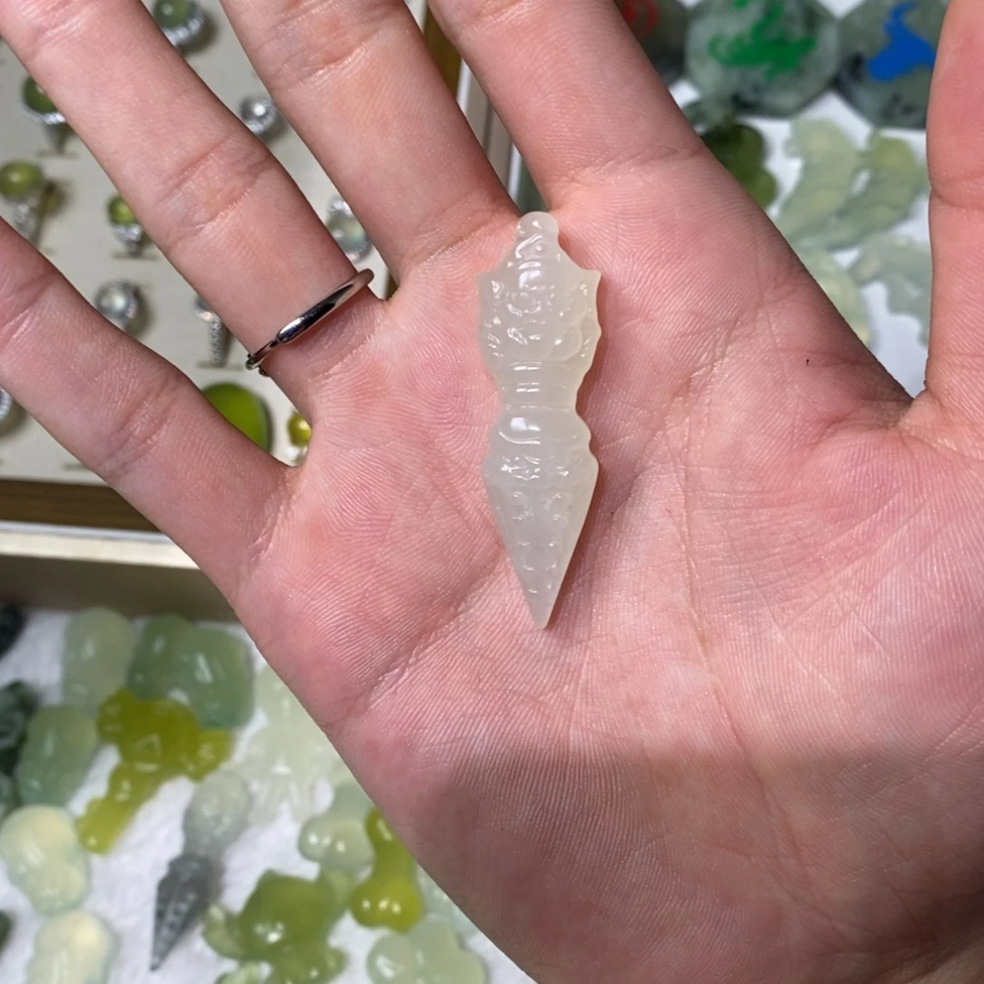 岫玉未镶嵌吊坠(不含链)两单包邮