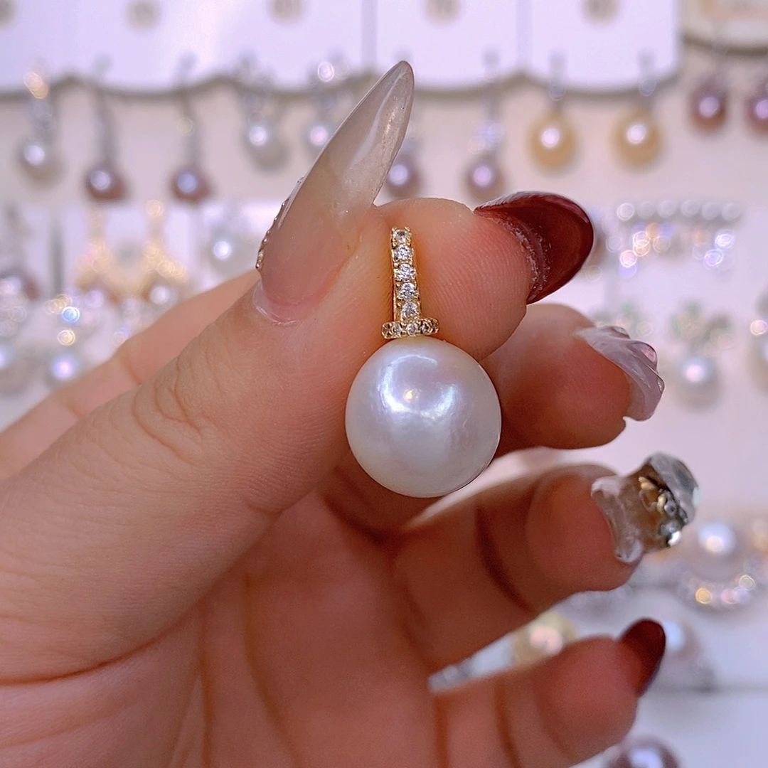 颈饰未镶嵌淡水珍珠