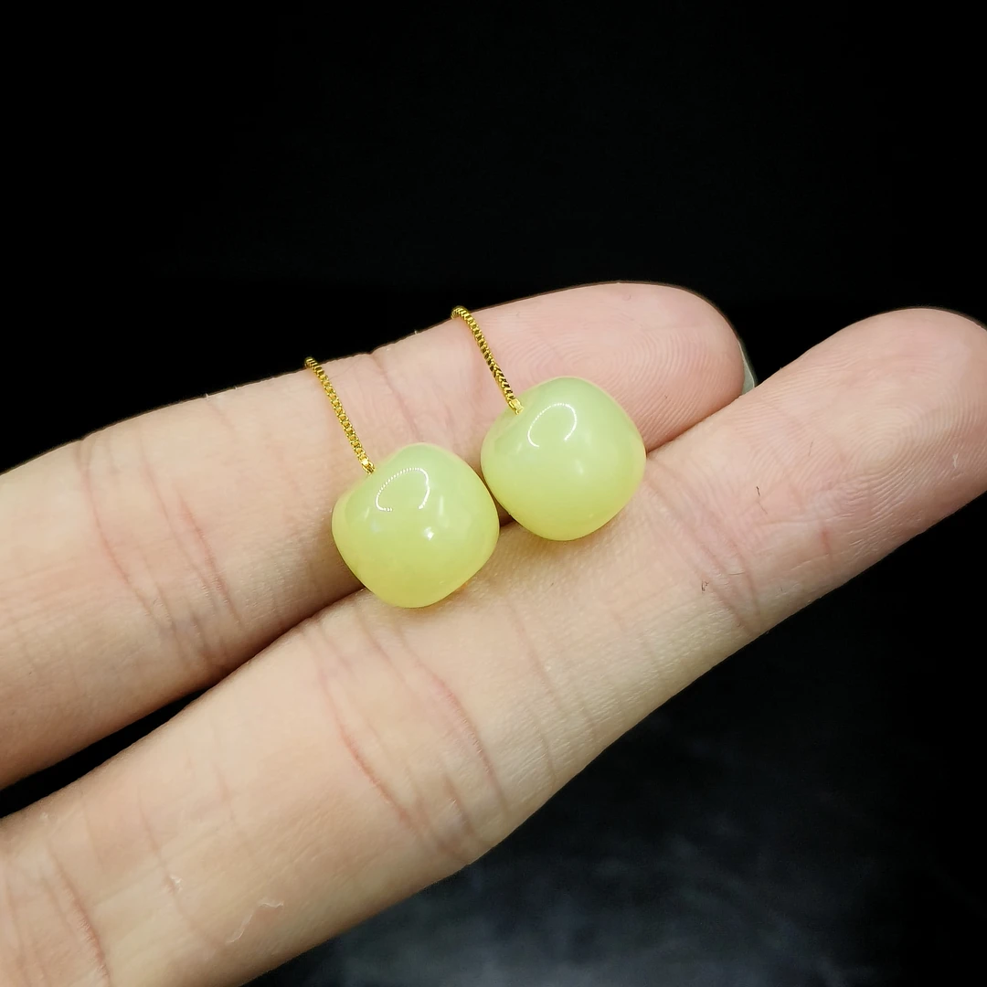 【李想精选】和田玉老型珠耳线Y30【多样性发其一】约10mm