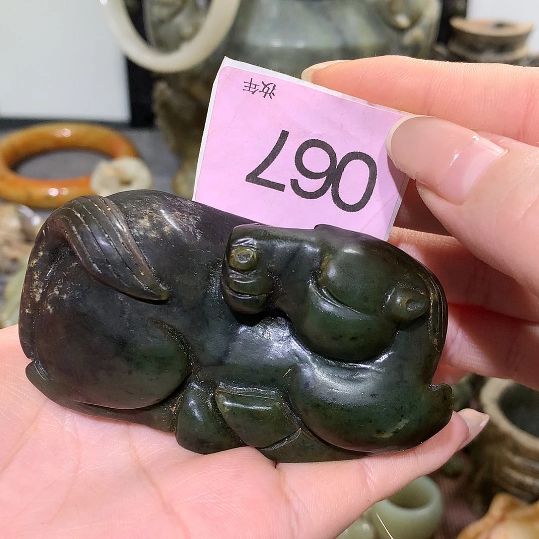 颈饰未镶嵌和田玉