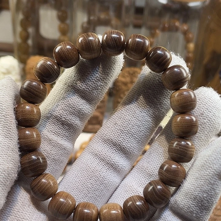 檀香木手串/手链老山檀香虎皮纹百年料9.5x10奶甜、果蜜甜