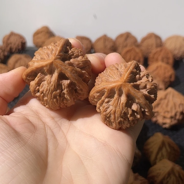 肉***鸡吊坠文玩核桃40文山0003