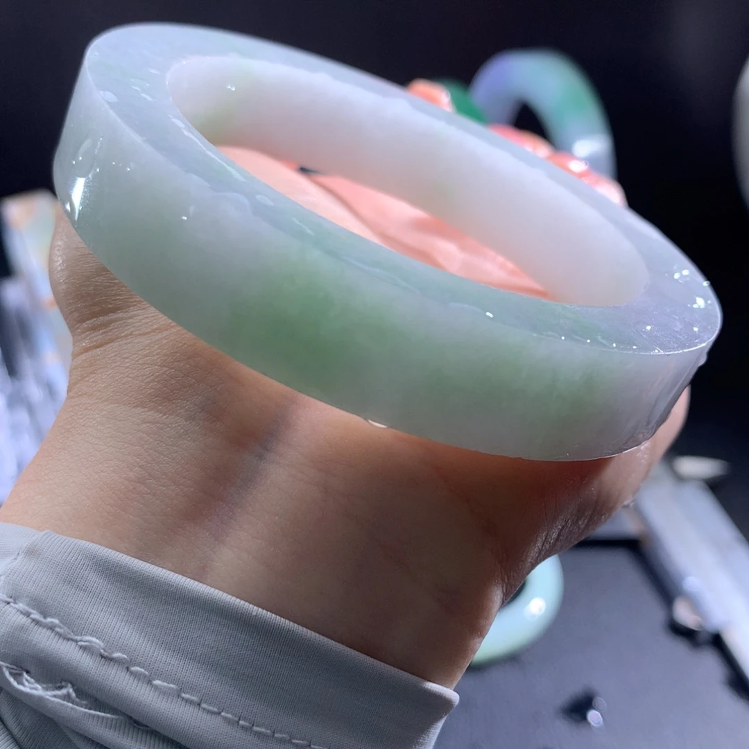 定制翡翠翡翠特价未镶嵌